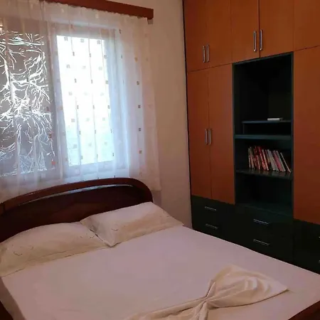 Andi's Saranda