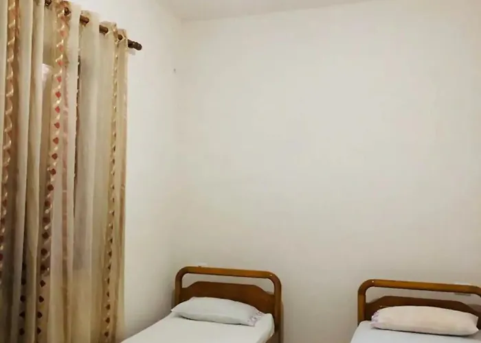 Andi's Hotel 3*