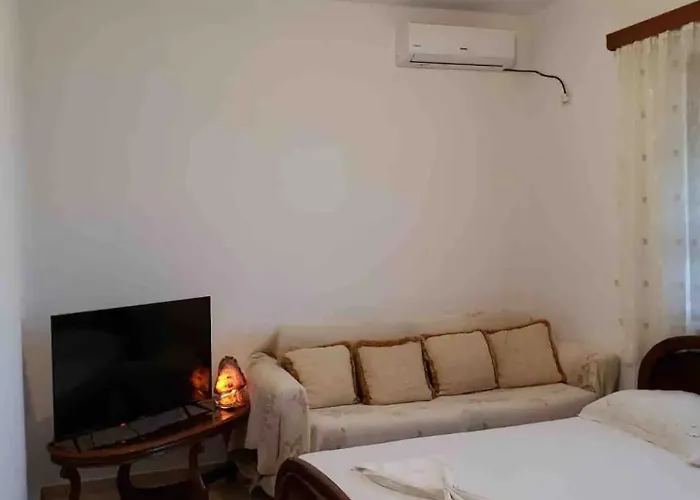 Andi's Hotel 3*