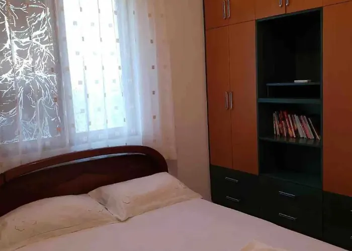 Andi's Saranda